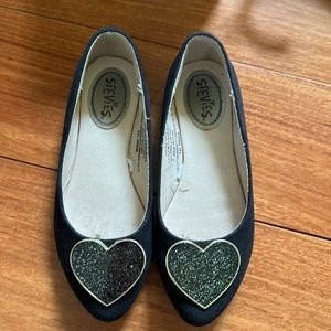 Kids black ballet flats